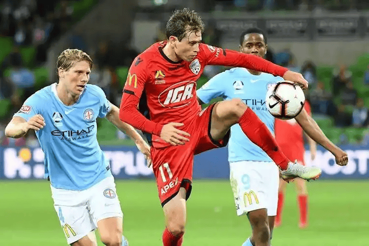 周日021德甲爆冷预警!多特VS海登海姆 主场霸主遇保级残阵,比分+进球数精准锁局